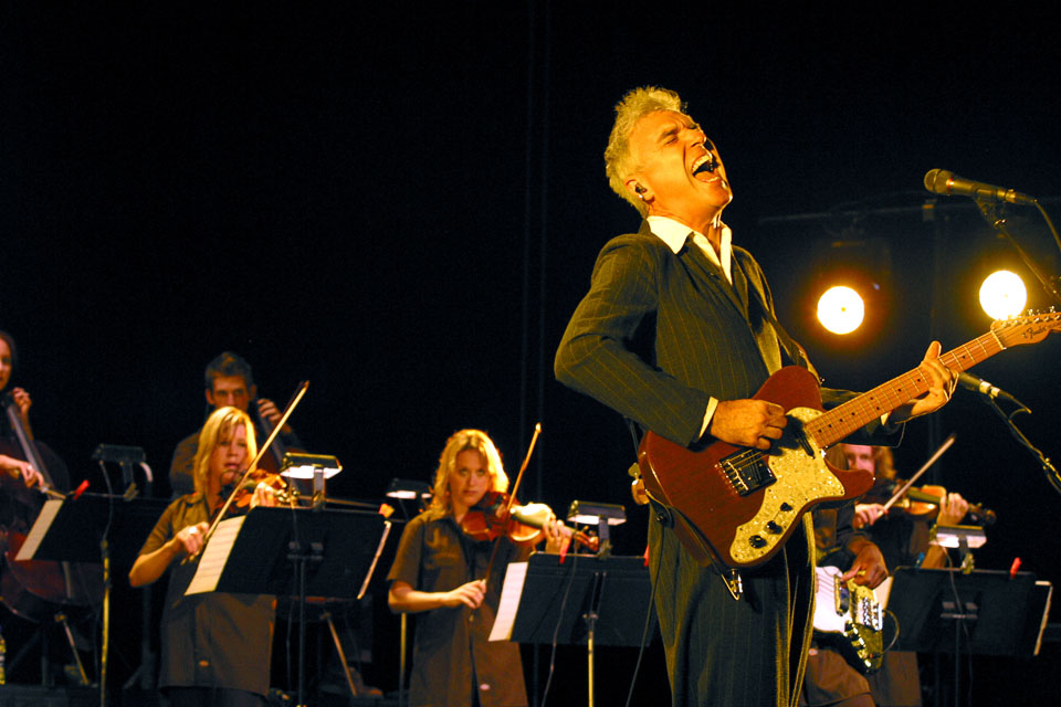 MC011davidbyrne.jpg