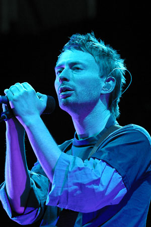 2433403MC009_radiohead9.jpg