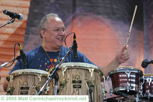 55655270mc038_farmaid.jpg